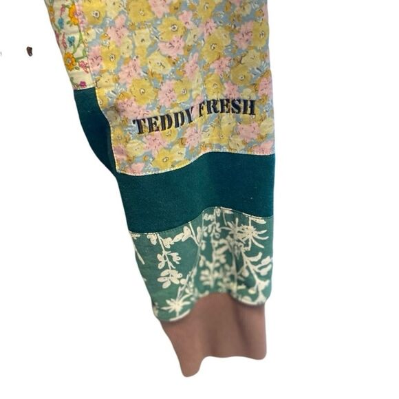 Teddy Fresh | Long Sleeve Sweater ELTON JOHN Patchwork Crewneck | Unisex | S - Picture 5 of 9